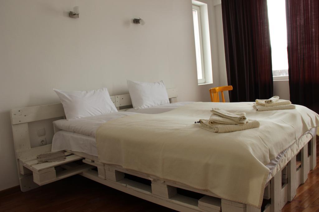 Villa "Forest Way" Pirdop Room photo